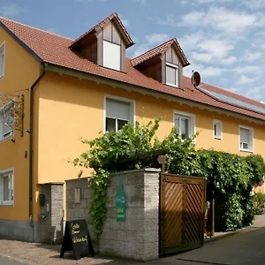 https://weingut-herbert-kram.com-bavaria.com