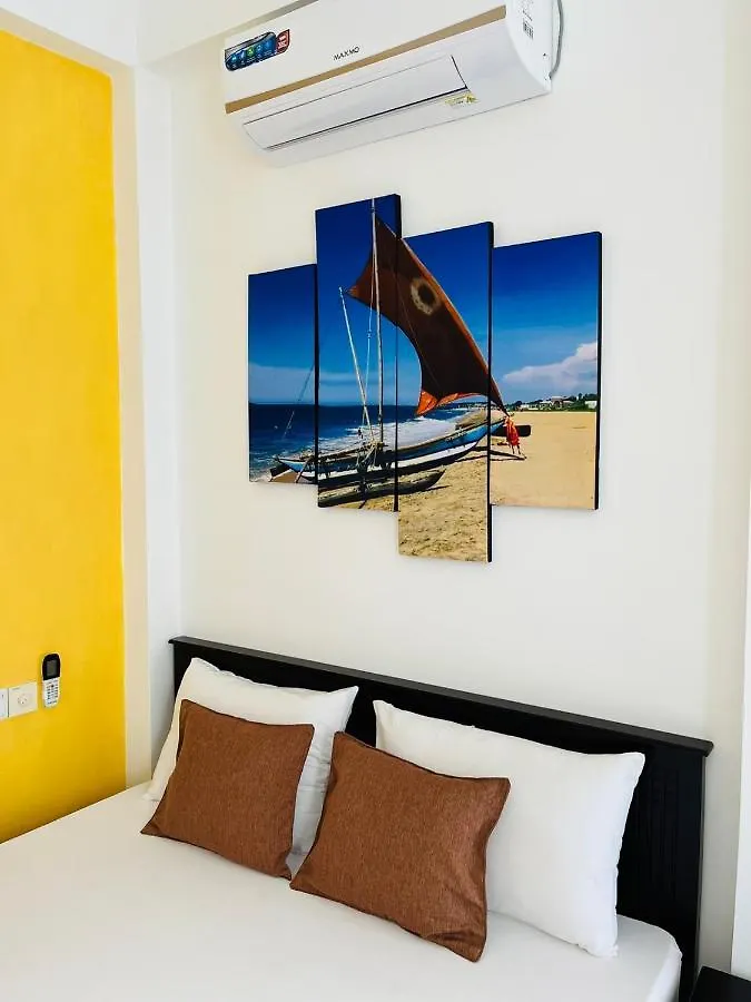 *** Gasthuis Funwhales Rest House Negombo Sri Lanka